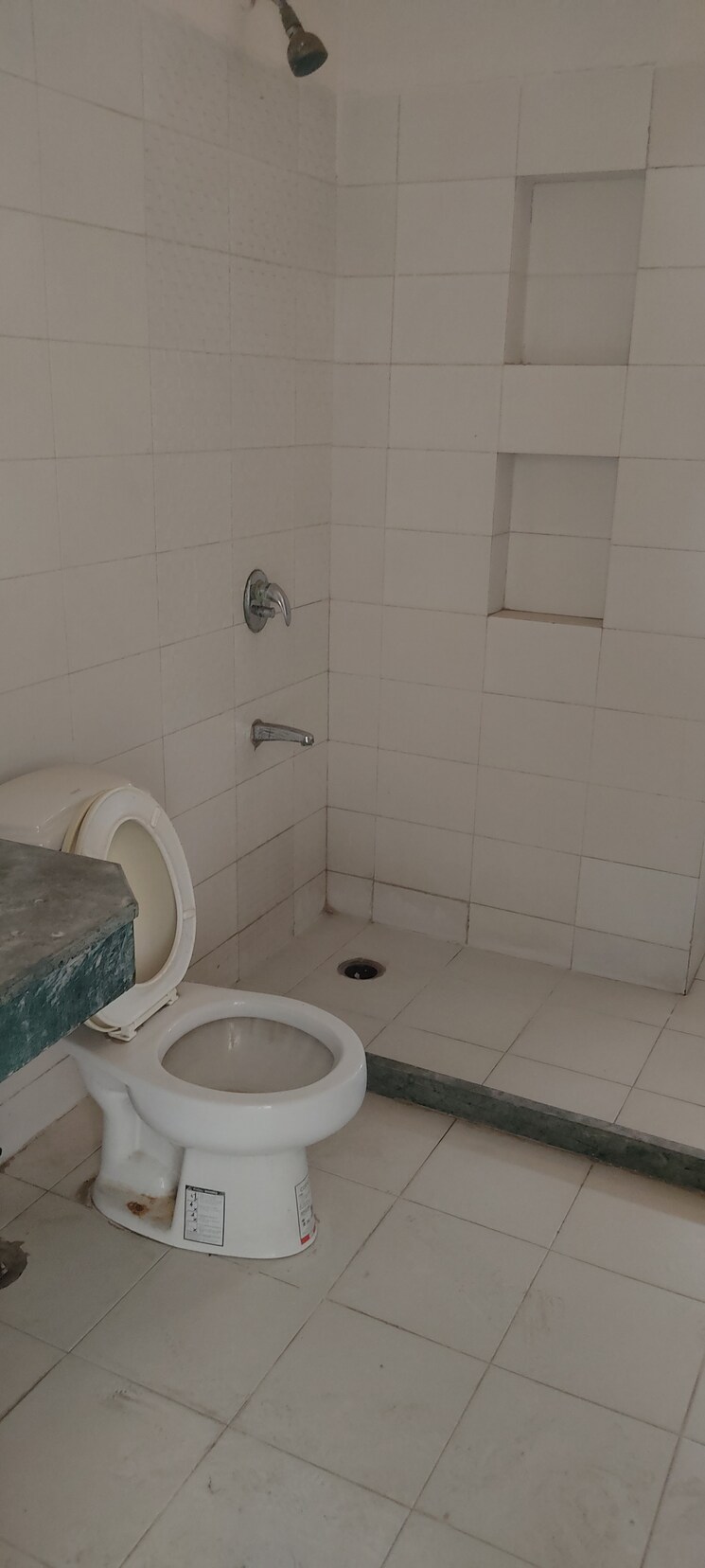 Bathroom, puri-pranayam 3 Bedroom 1857 Sq.Ft. Apartment In Sector 82 Faridabad 8466801