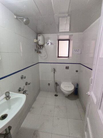 Bathroom in 1 BHK Apartment at Usha Sadan Apartment, Colaba – for Rent