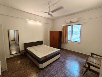 Master Bedroom in 1 BHK Apartment at Usha Sadan Apartment, Colaba – for Rent