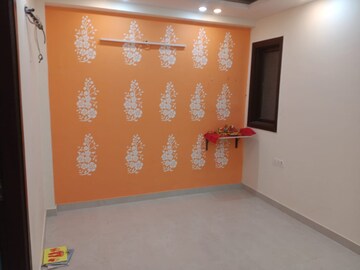 Master Bedroom in 2 BHK Builder Floor at Chattarpur – for Rent