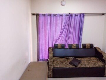 Master Bedroom in 2 BHK Apartment at Sindhi Society, Chembur – for Rent