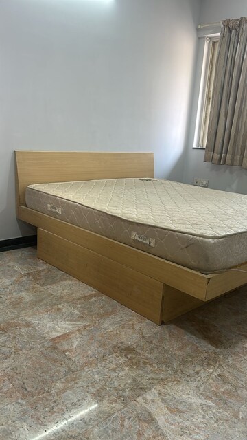 Bedroom in 3 BHK Apartment at Hiranandani Glen Croft, Powai – for Rent