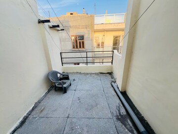 1 BHK Builder Floor – Map Location View at Chattarpur - for Rent