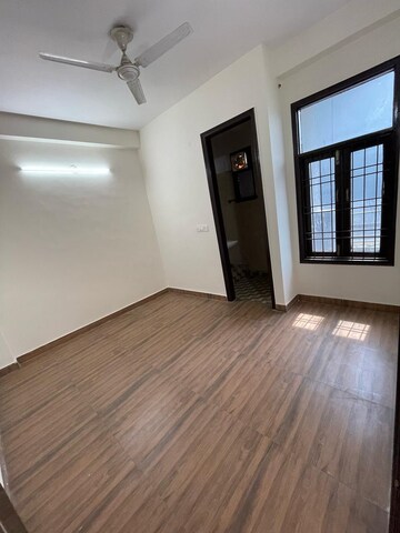 Master Bedroom in 2 BHK Builder Floor at Chattarpur – for Rent
