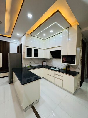 Building Lobby in 3 BHK Builder Floor at Chattarpur – for Sale