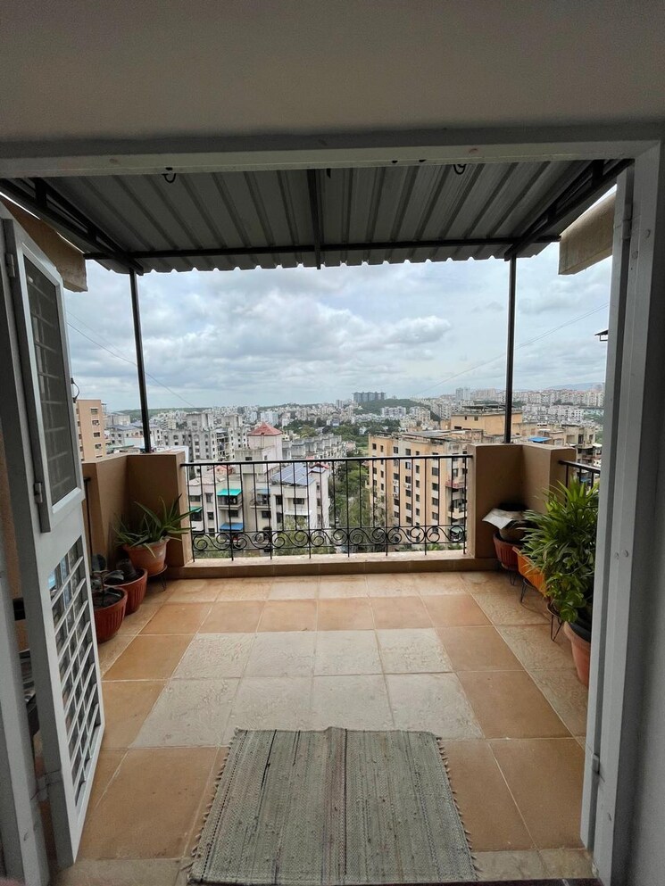 Balcony, bramha-avenue 3 Bedroom 1500 Sq.Ft. Apartment In Kondhwa Pune 8467097