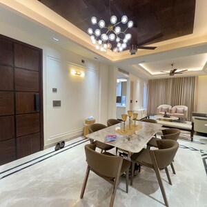 Building Lobby in 4 BHK Builder Floor at Eros Rosewood City, Rosewood City – for Sale