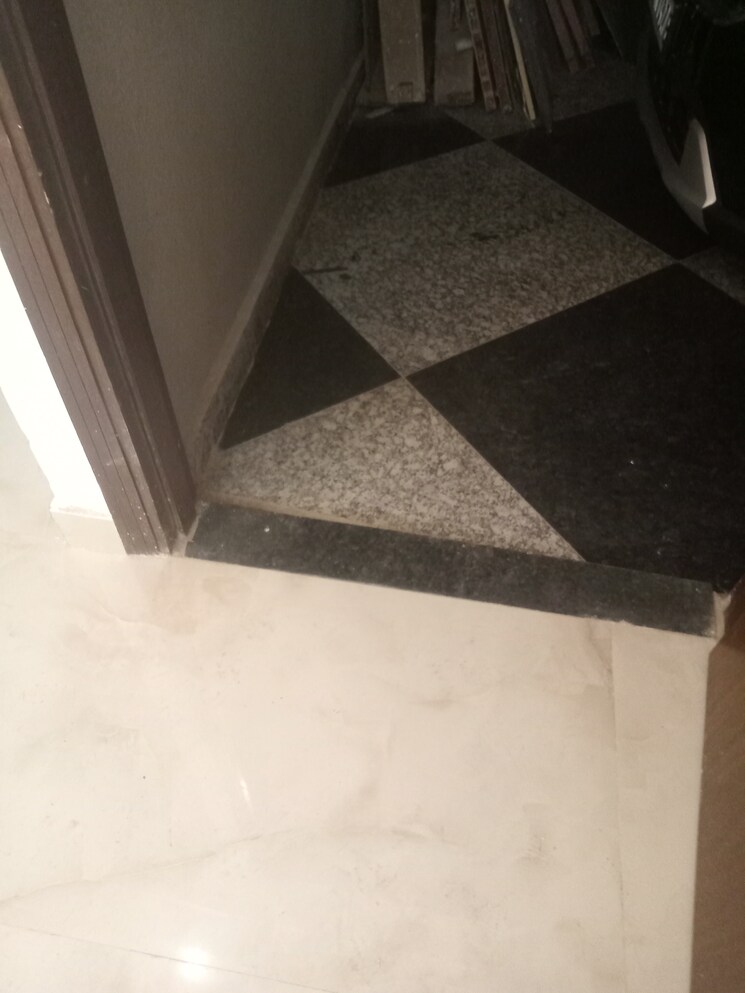 Other, freedom fighters enclave 1 Bedroom 450 Sq.Ft. Builder Floor In Freedom Fighters Enclave Delhi 8467119