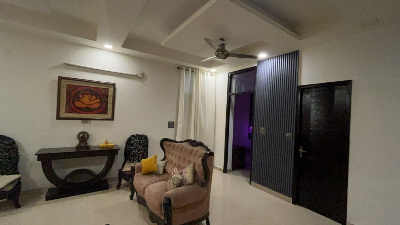 4 BHK + Pooja Room Builder Floor For Sale in Indrapuram