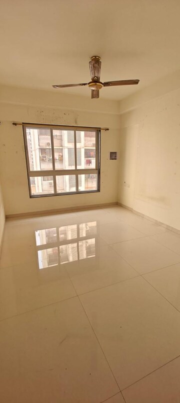 Master Bedroom in 2 BHK Apartment at Godrej Prime, Chembur – for Rent