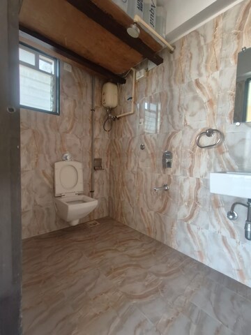 Bathroom in 3.5 BHK Apartment at Lotus Lotus Link Square, Malad West – for Rent