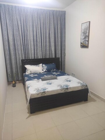 Bedroom in 2 BHK Builder Floor at DLF Vibhuti Khand, Gomti Nagar – for Rent