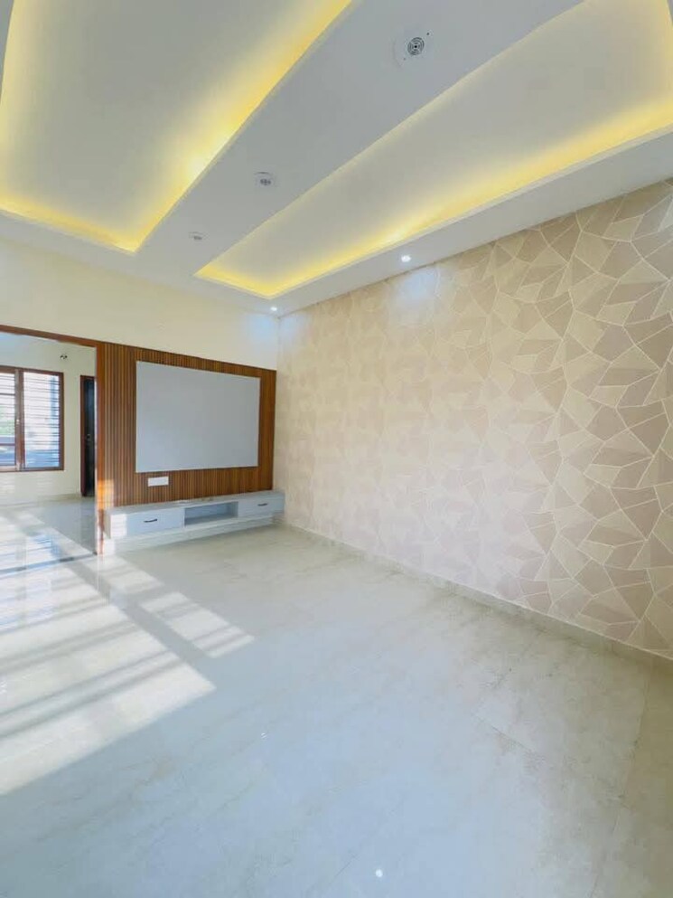Master Bedroom, sector 125 3 Bedroom 92 Sq.Yd. Independent House In Sector 125 Mohali 8467190