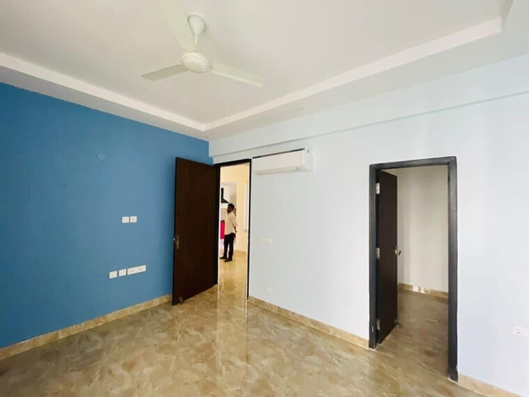 Room, mi-rustle-court 2 Bedroom 1450 Sq.Ft. Apartment In Malesemau Lucknow 8467251