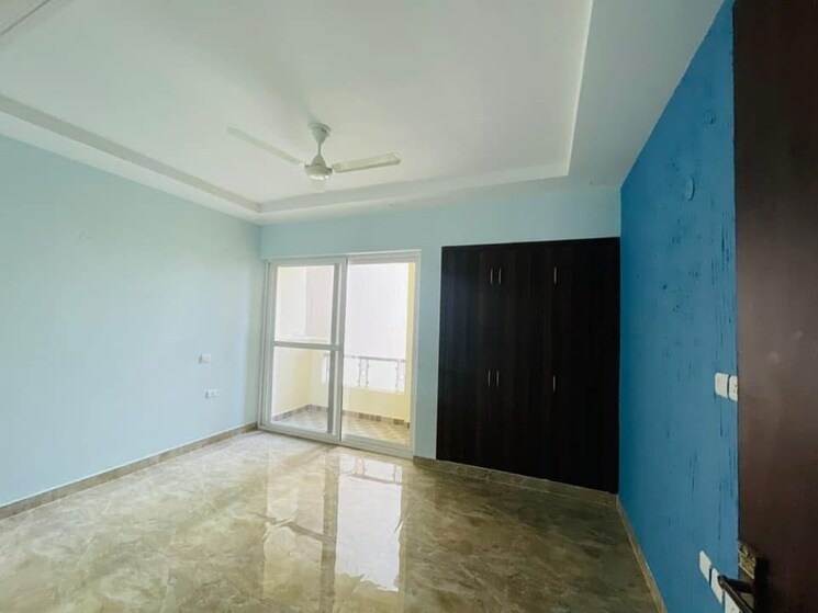 Room, mi-rustle-court 2 Bedroom 1450 Sq.Ft. Apartment In Malesemau Lucknow 8467251
