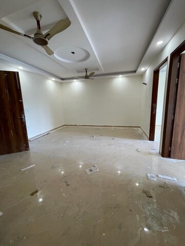 Living Room in 4 BHK Builder Floor at Chhajjupur – for Sale