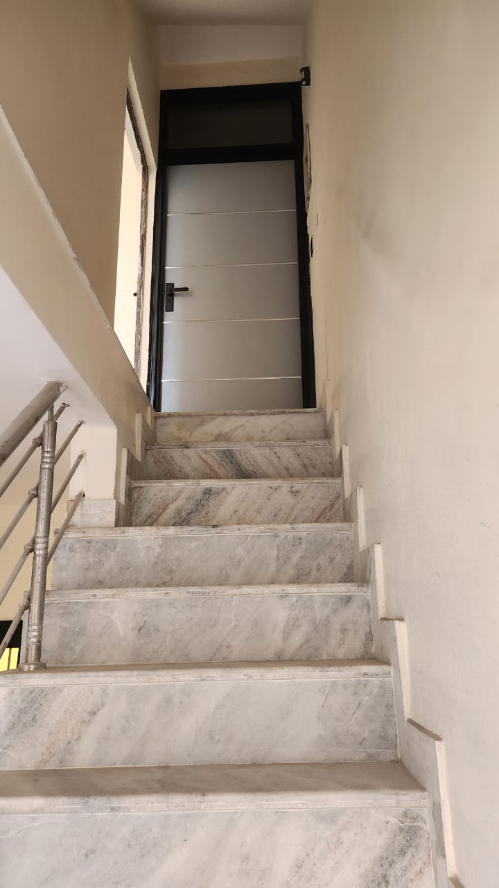 2 BHK Builder Floor For Sale in Dayanand Colony