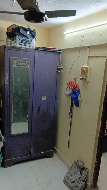 Furnished Amenities in 1 BHK Apartment at Devdoot CHS, Majiwada – for Sale