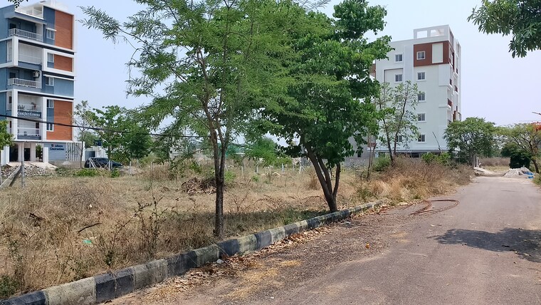 Garden, mokila  380 Sq.Yd. Plot In Mokila Hyderabad 8467300