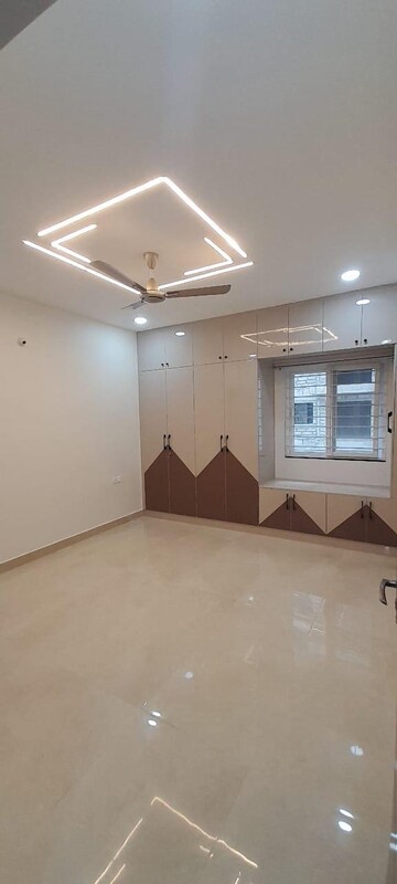 Room in 3 BHK Apartment at Gem Nakshatra, Kokapet – for Rent
