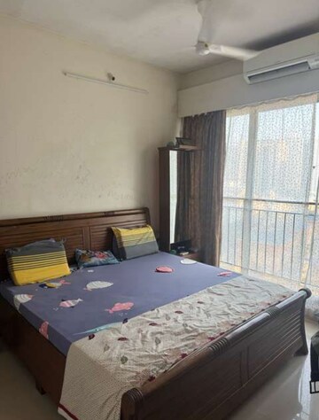 Bedroom in 2 BHK Apartment at Majiwada – for Rent