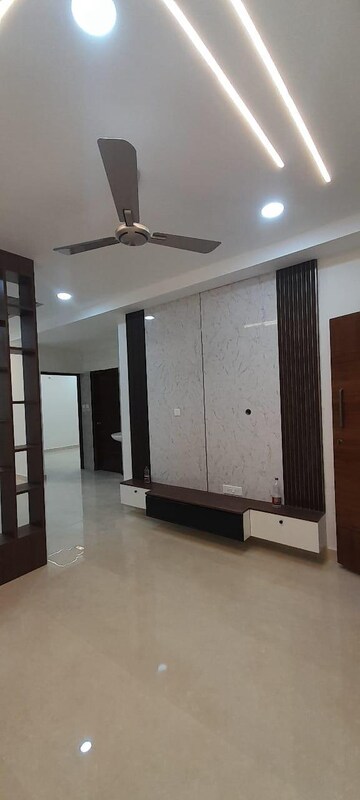 Room in 3 BHK Apartment at Gem Nakshatra, Kokapet – for Rent