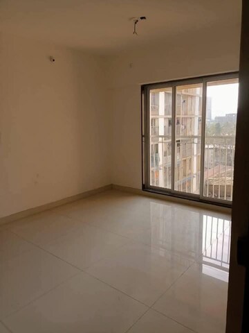 Master Bedroom in 2 BHK Apartment at Rustomjee Avenue L1, Virar West – for Rent