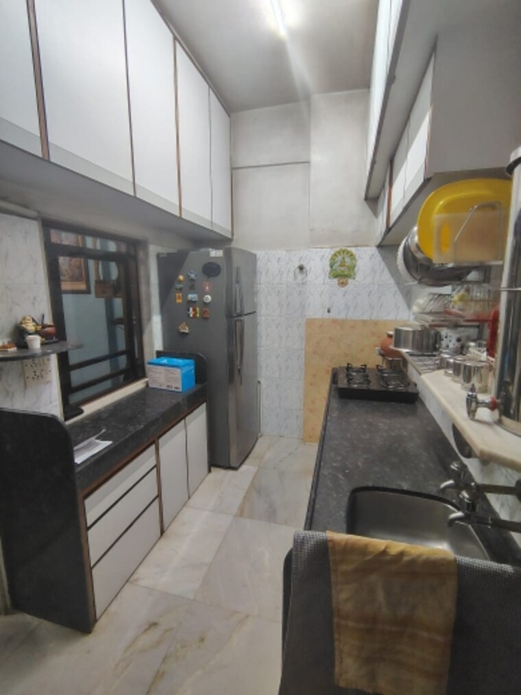 Exterior View, pushpa-vihar-chs 2.5 Bedroom 1000 Sq.Ft. Apartment In Colaba Mumbai 8467330