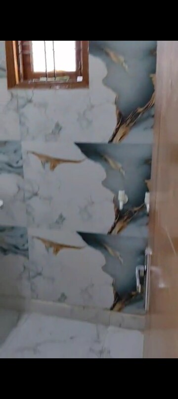 Parking in 2 BHK Builder Floor at Vaishali Sector 2 – for Sale