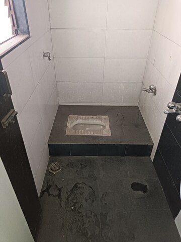 Bathroom in 2 BHK Apartment at Geetanjali Heights, Seawoods – for Sale