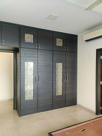 Master Bedroom in 2.5 BHK Apartment at DB Orchid Woods, Goregaon East – for Rent