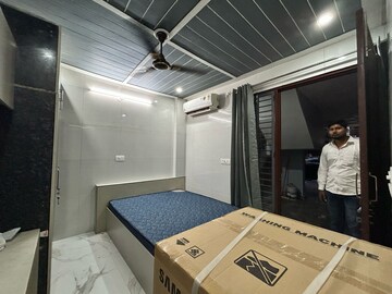 Building Lobby in 3 BHK Builder Floor at Ansal Plaza Sector-23, Sector 23 – for Rent