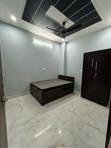 Master Bedroom in 3 BHK Builder Floor at Ansal Plaza Sector-23, Sector 23 – for Rent