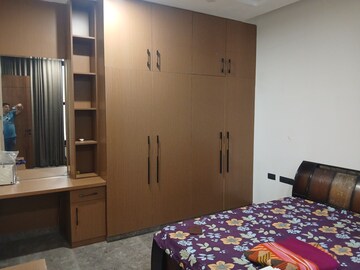 Bedroom in 3.5 BHK Builder Floor at Sector 9 – for Rent
