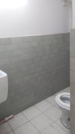 Bathroom in 3.5 BHK Apartment at Mayur Vihar – for Sale