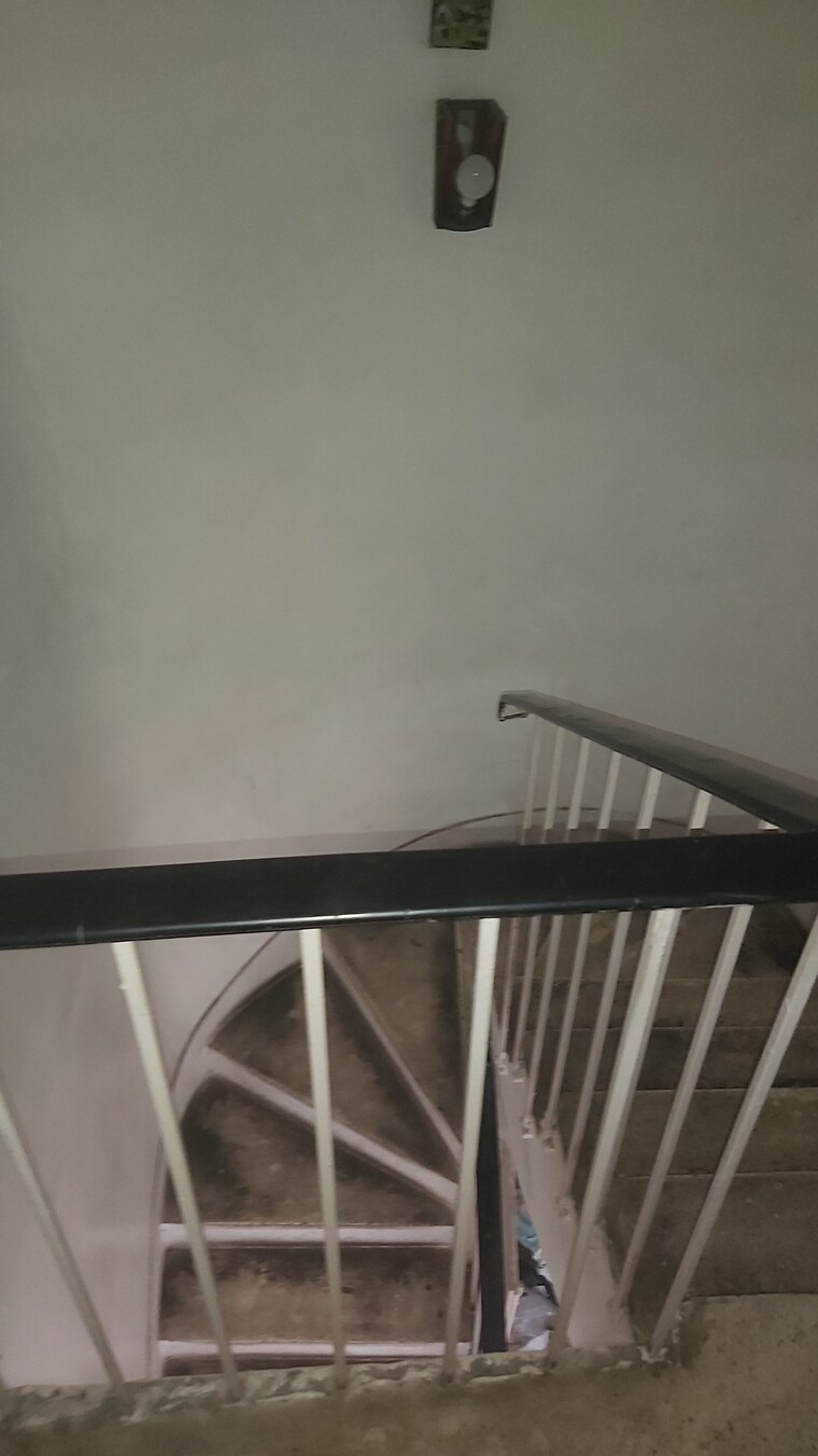 Exterior View, mayur vihar 3.5 Bedroom 1250 Sq.Ft. Apartment In Mayur Vihar Delhi 8467457