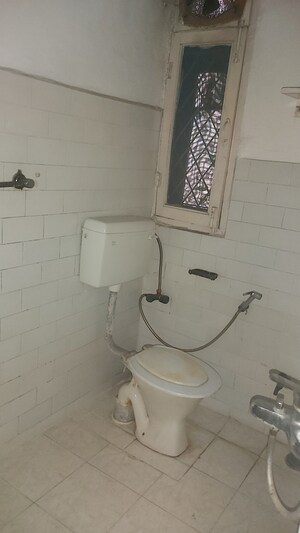 Bathroom in 3.5 BHK Apartment at Mayur Vihar – for Sale