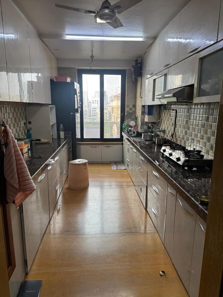 Kitchen, jawaharabad-apartment 4 Bedroom 2000 Sq.Ft. Apartment In Bandra West Mumbai 8467478