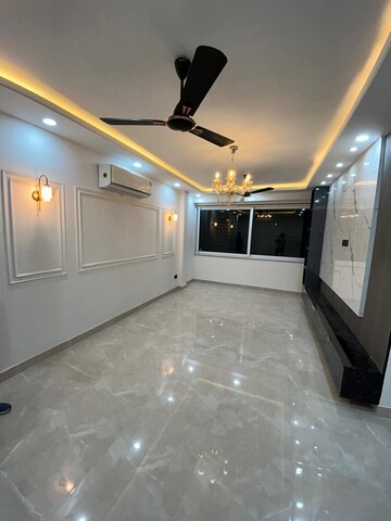 2 BHK Builder Floor For Sale in Govindpuri