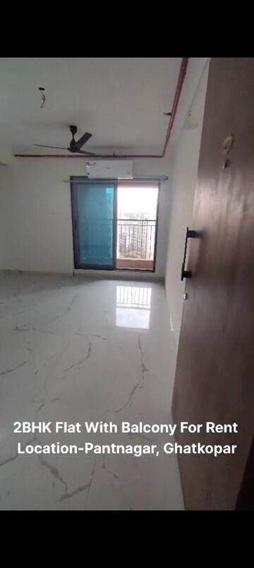 Master Bedroom in 2 BHK Apartment at Kaveri CHS Ghatkopar, Ghatkopar East – for Rent