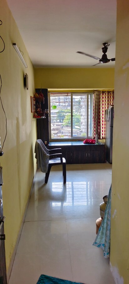 Rental Bedroom 300 Apartment in SRA Building Chembur