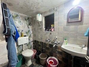 Bathroom in 2 BHK Apartment at Vasudev Sky High, Kanakia Road – for Sale