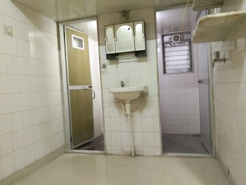 Bathroom in 1 BHK Apartment at Krishna Apartments Chedda Nagar, Chedda Nagar – for Rent