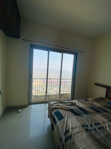 Bedroom in 3 BHK Apartment at Indiabulls Greens, New Panvel – for Rent