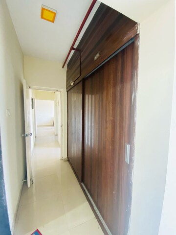 Furnished Amenities in 3 BHK Apartment at Indiabulls Greens, New Panvel – for Rent