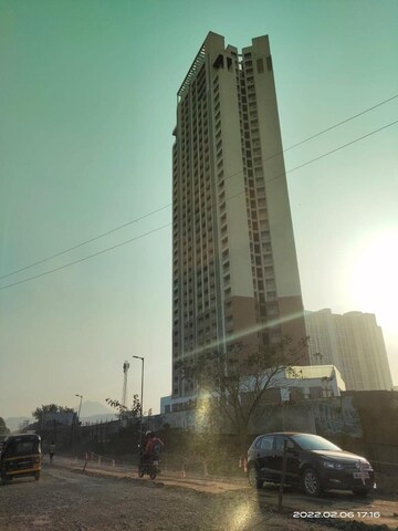 Living Room in 3 BHK Apartment at Indiabulls Greens, New Panvel – for Rent