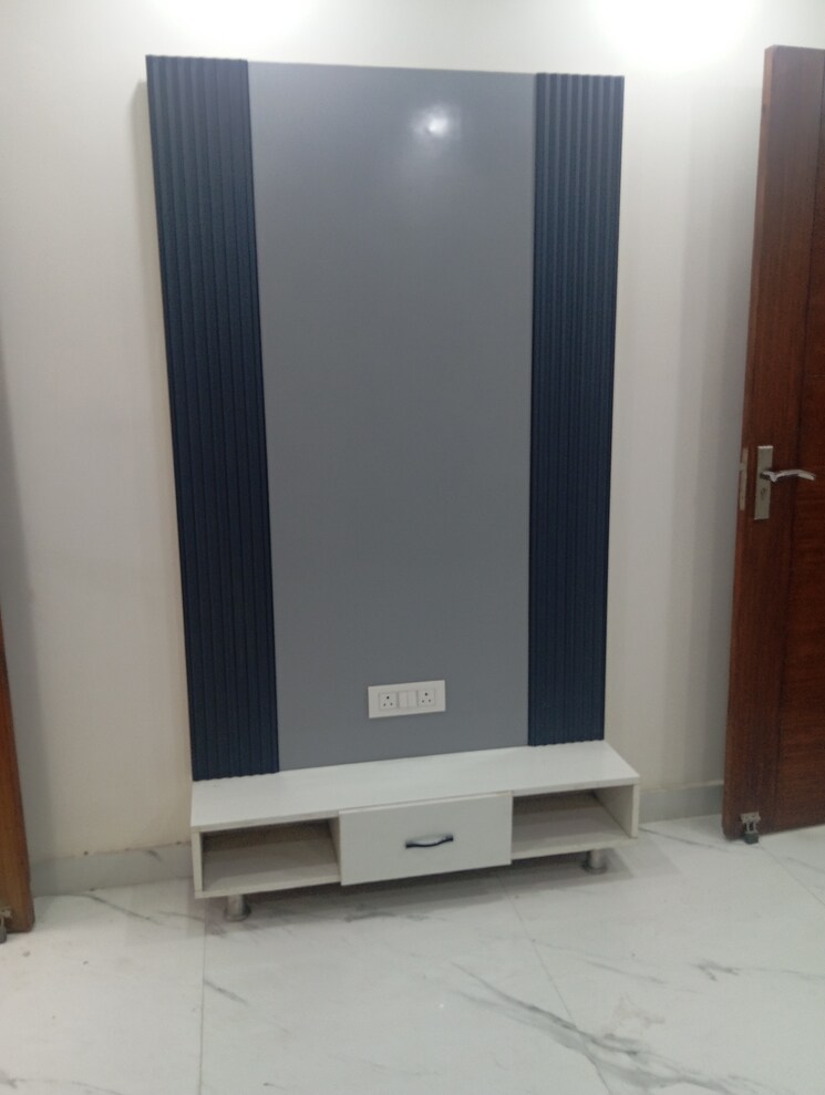 Floor Plan, krishna nagar 3 Bedroom 116 Sq.Yd. Builder Floor In Krishna Nagar Delhi 8467567