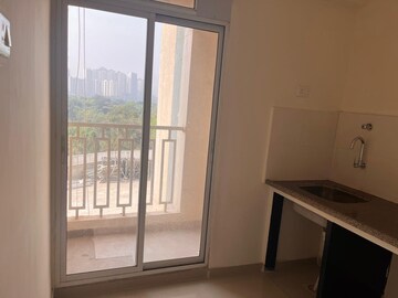 Master Bedroom in 1 BHK Apartment at Puraniks Tokyo Bay, Kasarvadavali – for Rent