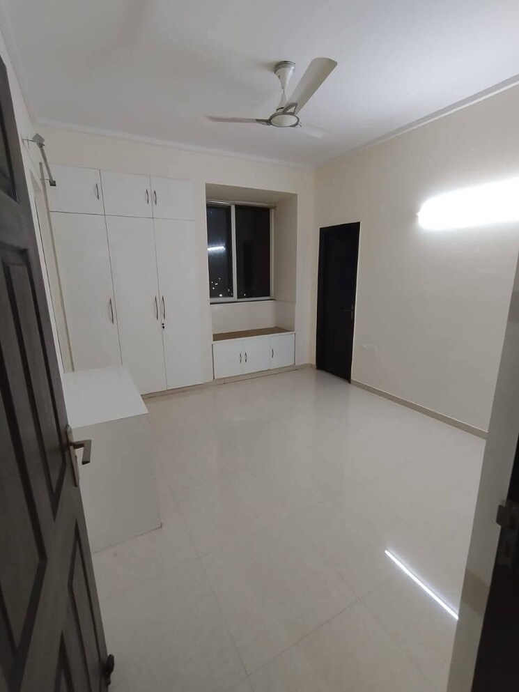 Master Bedroom, dasnac-the-jewel 4 Bedroom 2700 Sq.Ft. Apartment In Sector 75 Noida 8467613