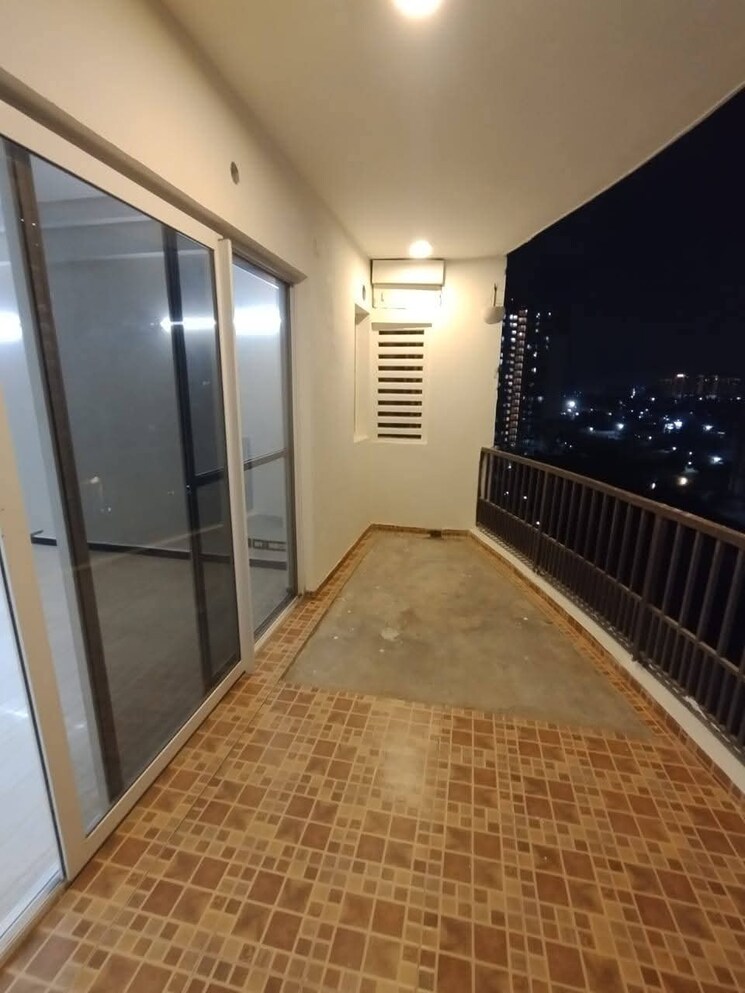 Bedroom, dasnac-the-jewel 4 Bedroom 2700 Sq.Ft. Apartment In Sector 75 Noida 8467613